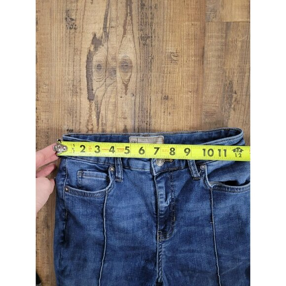 FREE PEOPLE  Jeans with distressed eg cuffs and front seam Size W27R - Picture 4 of 13